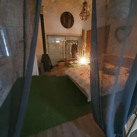 Guest house Le13depic, Gite, Spa, Sauna, Piscine, Massage, Repas, Adult Only *