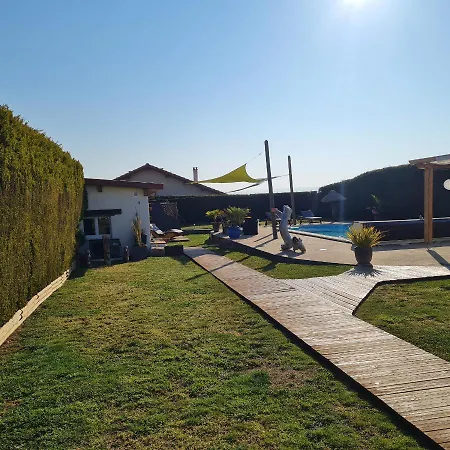 Guest house Le13depic, Gite, Spa, Sauna, Piscine, Massage, Repas, Adult Only